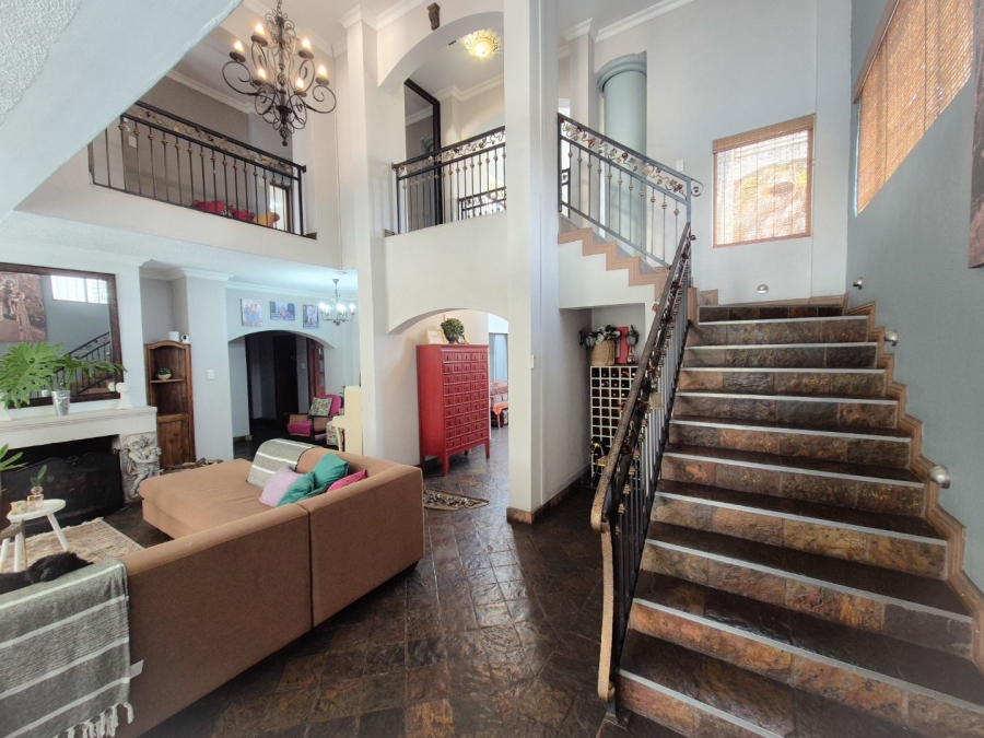 5 Bedroom Property for Sale in Maraldi Estate Free State